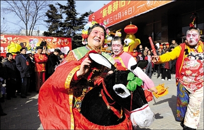 十余民間花會(huì)南城鬧新春（圖）