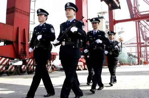 上海邊檢部門(mén)世博會(huì)期間將配槍執(zhí)勤(圖)