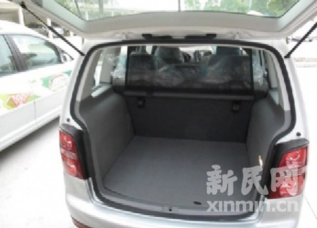世博出租車3月底投入試運(yùn)營