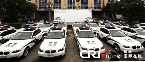 上海交警裝配