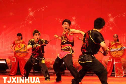 天津：大學(xué)生武術(shù)隊(duì)出訪波蘭、德國(guó)