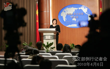 姜瑜就胡錦濤出席核峰會、人民幣匯率等答問