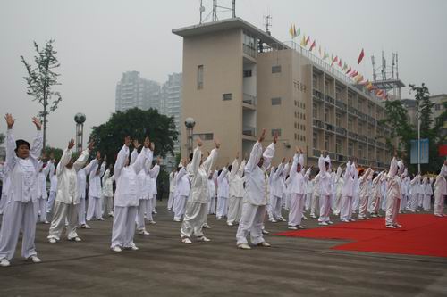 2010年達州市全民健身節(jié)正式啟動（組圖）