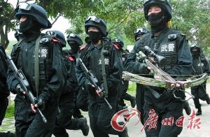 廣州武警特戰(zhàn)隊配發(fā)反恐儀器備戰(zhàn)亞運安保