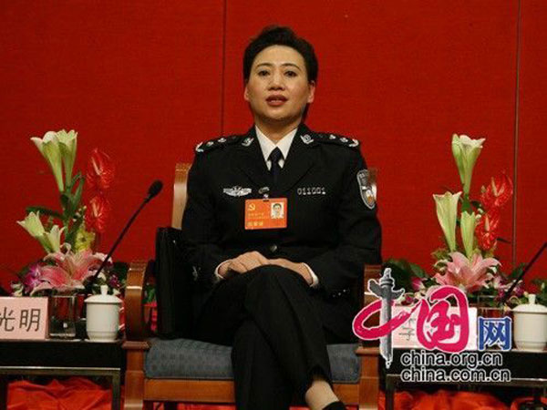 文強(qiáng)情人陳光明提前退休 曾被稱(chēng)為“重慶警界女杰”圖
