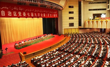 新疆確定系列民生建設項目 養(yǎng)老保險將全覆蓋