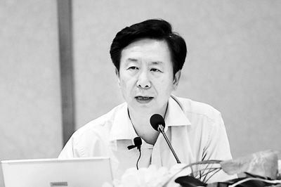 人保部工資所所長(zhǎng)：我國(guó)可實(shí)施國(guó)民收入倍增計(jì)劃