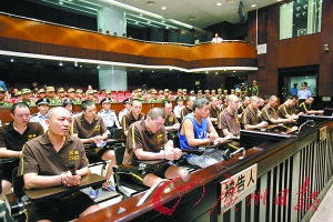 廣州十年來“最殘忍黑團(tuán)伙”過堂 黑老大歸罪手下