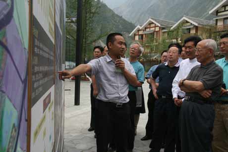 汶川縣科學(xué)重建專家咨詢組調(diào)研重建發(fā)展情況