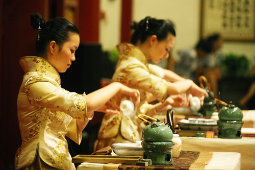 第六屆APEC中小企業(yè)技展會(huì)在榕開(kāi)幕