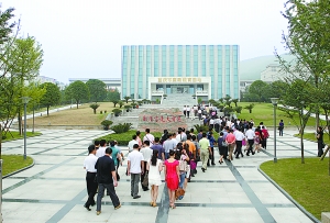 重慶市廉政教育基地探秘：文強痛哭張宗海痛悔(圖)