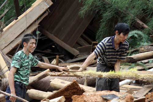 中國日?qǐng)?bào)獨(dú)家特稿：福建南平災(zāi)后重建任重道遠(yuǎn)