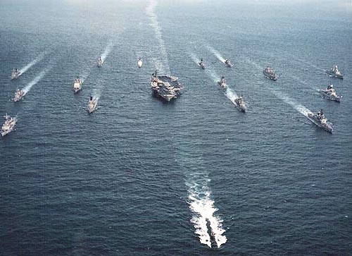 外交部：中方反對(duì)外國(guó)軍用艦機(jī)到中國(guó)近?；顒?dòng)