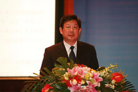 人社部：事業(yè)單位對(duì)績(jī)效工資有分配自主權(quán) 要拉開(kāi)合理差距