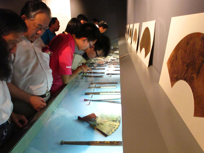 “清風(fēng)徐來”中國（蘇州）折扇藝術(shù)展在京開幕