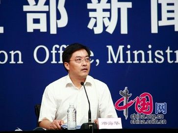 衛(wèi)生部回應“奶粉致女嬰性早熟”事件 已對有關嬰兒開展會診