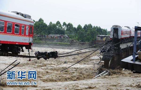 K165次旅客已安全轉(zhuǎn)運(yùn) 寶成鐵路運(yùn)輸逐步恢復(fù)正常