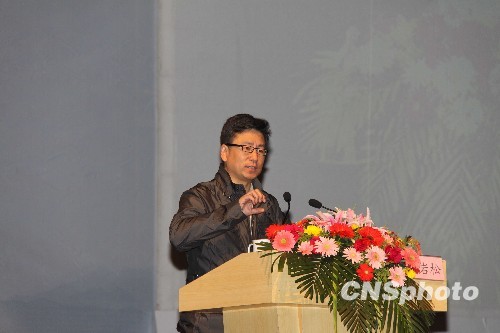 白巖松將當(dāng)副市長(zhǎng)？相關(guān)人否認(rèn)：他是央視臺(tái)柱子