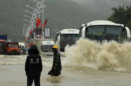 海南強降雨已安全轉(zhuǎn)移64000多人