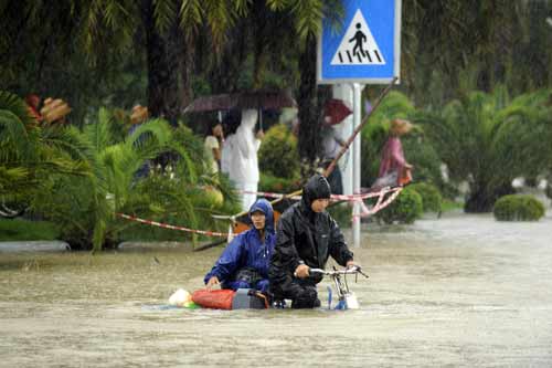 海南強降雨已安全轉(zhuǎn)移64000多人