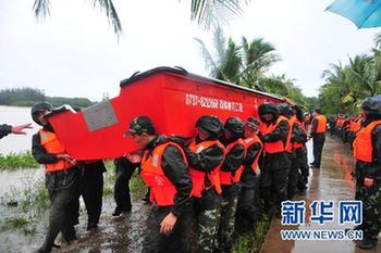 海南：1160多個(gè)村莊受淹 緊急轉(zhuǎn)移21萬余人