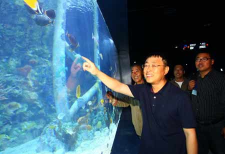 中國(guó)最大規(guī)模極地海洋動(dòng)物館開(kāi)館