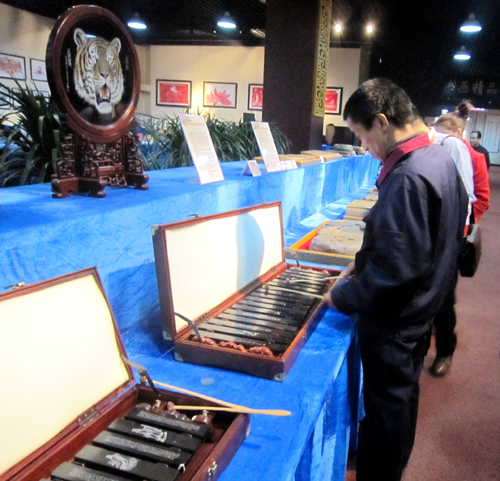以石為媒 走向世界：第四屆中國(guó)宿州靈璧石文化節(jié)開(kāi)幕