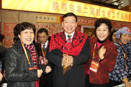 全省百名手工藝女能手扮靚農(nóng)高會(huì)