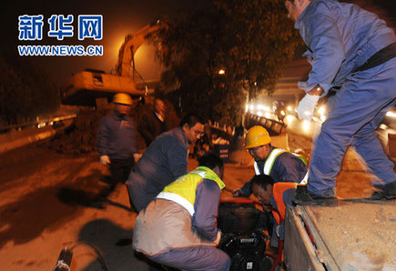 鄭州水廠主管道發(fā)生爆裂 西南部停水80萬人受影響