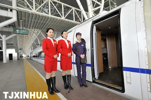京津城際動車組努力打造世界高鐵服務(wù)品牌