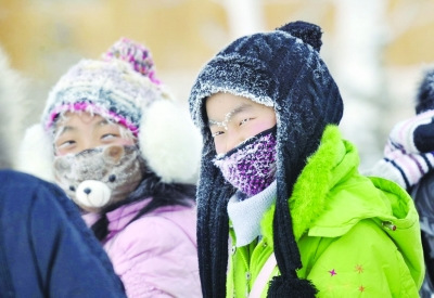 寒潮席卷中國(guó)大部地區(qū) 多地出現(xiàn)雨雪大風(fēng)