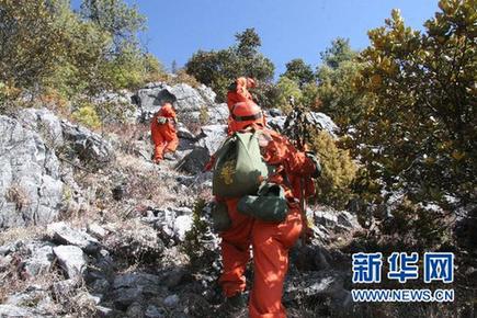 云南省玉龍縣森林大火已基本撲滅 火災原因在調(diào)查中