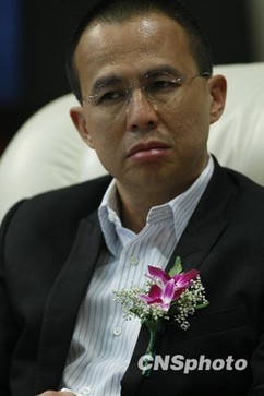 李澤楷發(fā)聲明否認(rèn)付梁洛施億元分手費(fèi) 無(wú)第三者