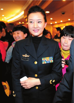 鏡頭下的明星代表、委員 宋祖英驚艷亮相