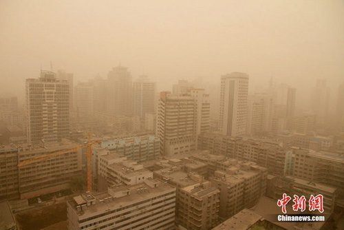 我國(guó)北方遭沙塵侵襲 約9000萬人受影響(圖)