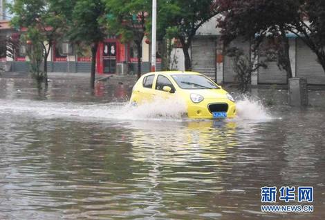 全國多地迎來強(qiáng)降雨天氣