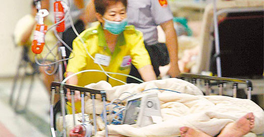 冷血女護(hù)士上傳患者切腹照 網(wǎng)友狠批“沒醫(yī)德”