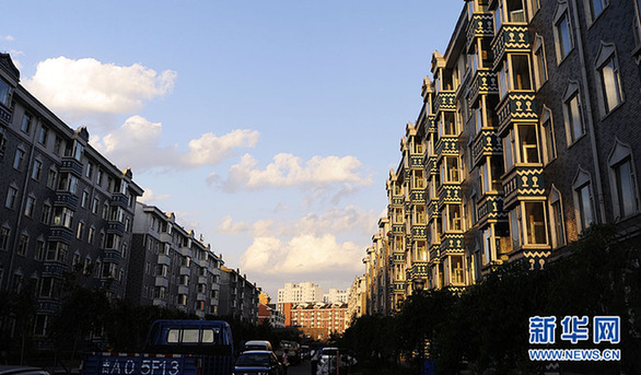 加大保障房建設(shè)力度 實施好重大民生工程