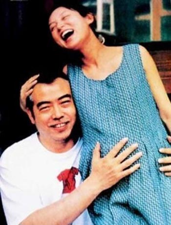 揭明星不堪情史 周潤發(fā)喝洗潔精樂基兒割腕