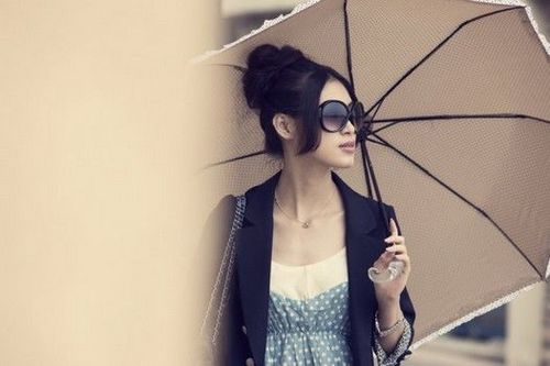 “中國(guó)第一美女空姐”張瀚寫真