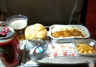 飛機上也有美食！看看各航空公司飛機餐