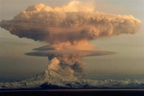 火山噴發(fā)時(shí)20個(gè)震撼景觀