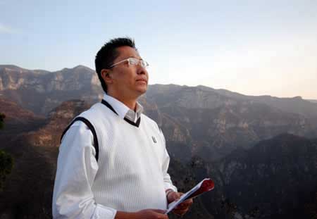 李陽(yáng)再次家暴！妻子曝光照片
