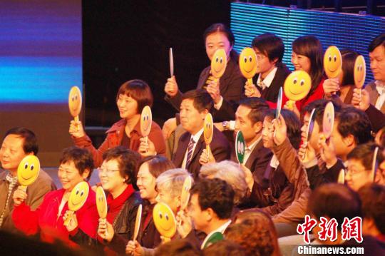 武漢電視問政 副市長、公安局局長等公開“應(yīng)考”