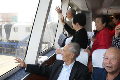 我國(guó)最大高速客滾輪“海峽號(hào)”今日首航臺(tái)中