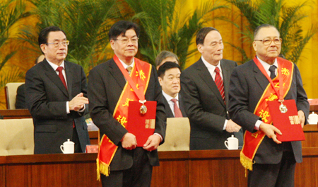 圖片新聞：廈門經(jīng)濟(jì)特區(qū)30周年慶祝大會隆重舉行