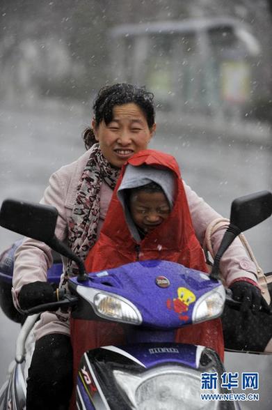 “雨雪風沙齊至”：最近天氣有點亂 出門請注意