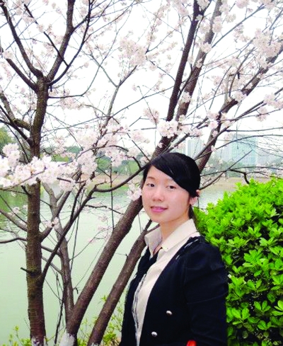 “最美護(hù)士”何遙的美麗瞬間 組圖