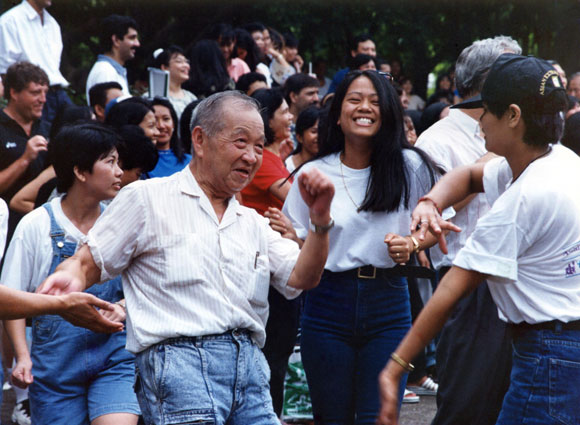 1997香港回歸：載夢(mèng)飛香江