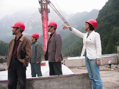 黃山風(fēng)景區(qū)發(fā)展旅游經(jīng)濟推進(jìn)創(chuàng)先爭優(yōu)